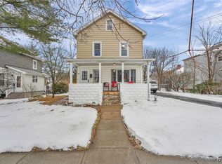 23 Elm St, Silver Creek, NY