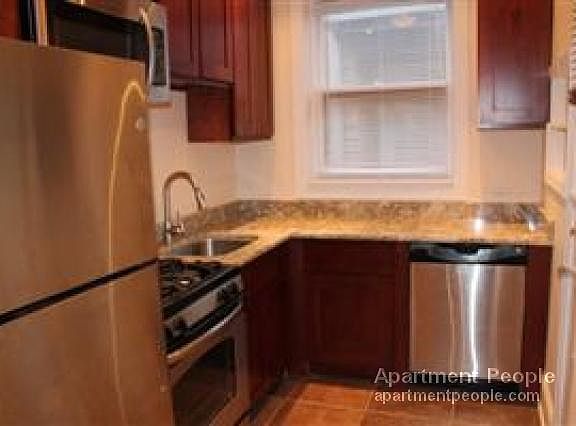 4th image of 4869 N Hermitage Ave