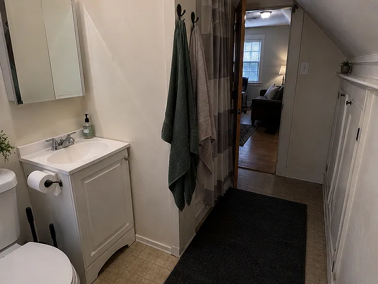 37 Maple St — Photo 6