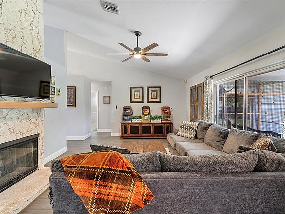 5th image of 11760 NW 24th Street