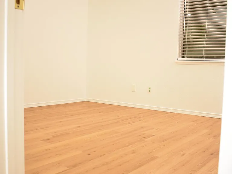 7378 W Lake Sammamish Pkwy NE #2-204 — Photo 33