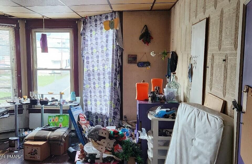 2nd image of 318 N Elizabeth St