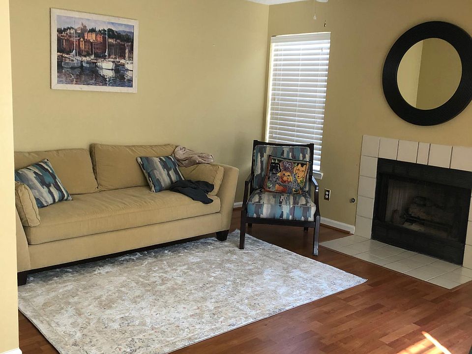 1st image of 12758 Daybreak Cir