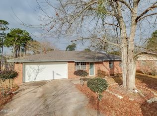 108 Ashford Ct, Gulfport, MS 39503