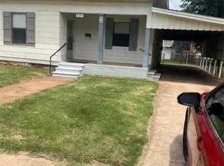 624 W Minnesota Ave, Chickasha, OK 73018