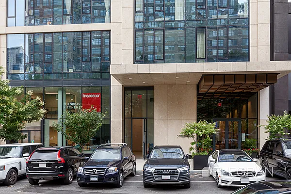 Rented by (Legacy) Elegran | media 36