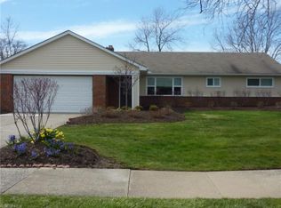 6369 Fairhaven Rd, Mayfield Heights, OH 44124