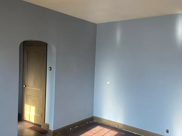 1305 E Riverside Dr #1305 — Photo 5