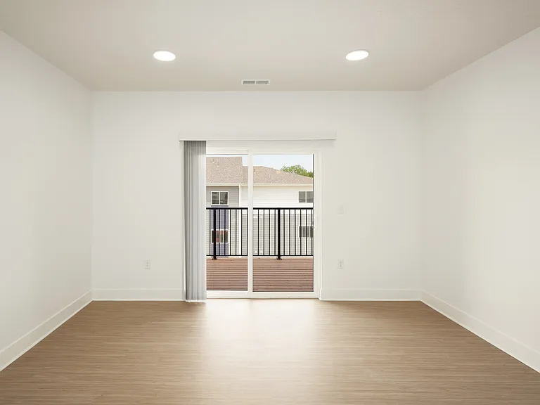 Blair Crossing Apartments — Photo 41