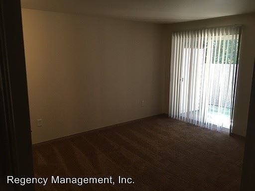 2nd image of 5077 10th Ave NE APT 103