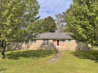 1101 Bragg Cir, Tullahoma, TN 37388