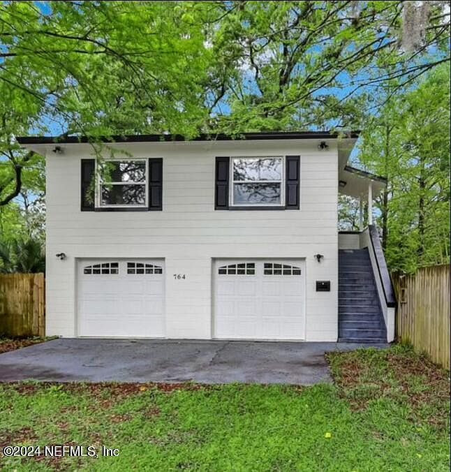 1st image of 764 LUNA Street