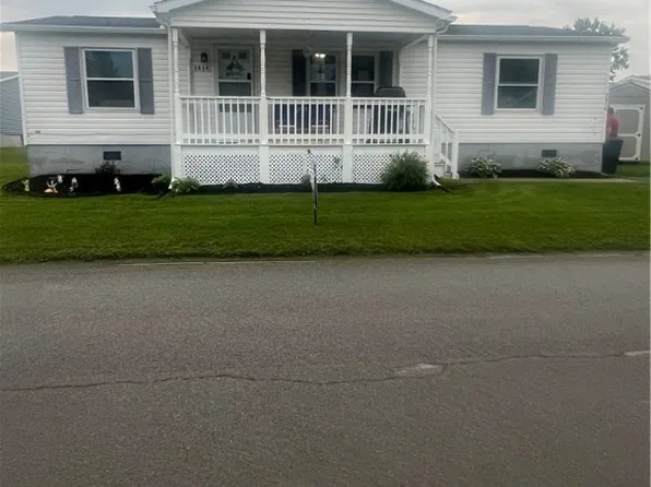 1414 Chestnut St, Alden, NY 14004