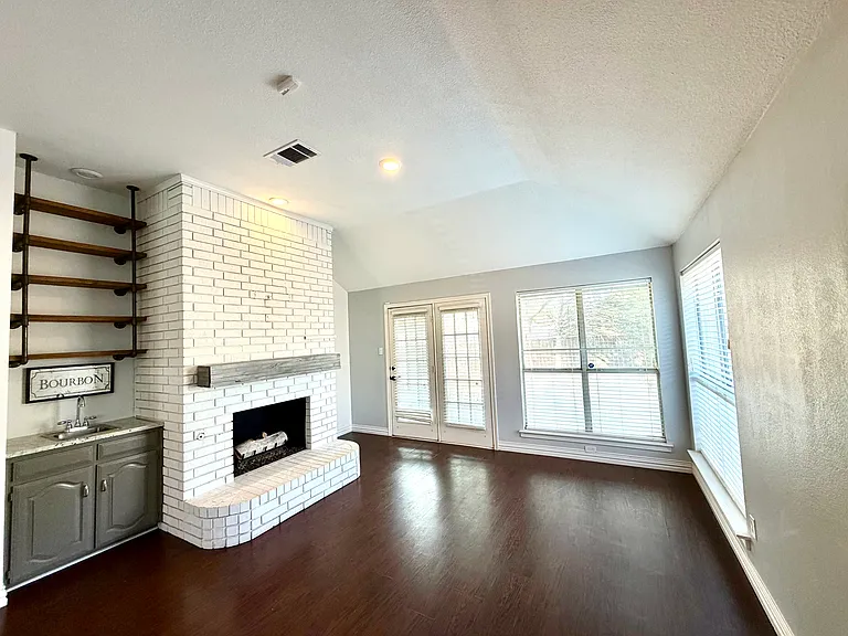 4232 Osborn Rd — Photo 7
