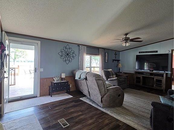 4th image of 29231 W 375th St