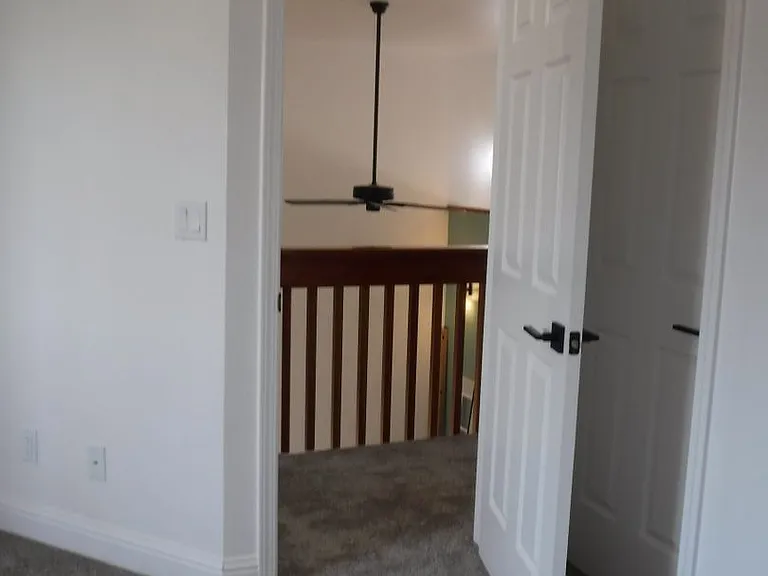 826 Cally Ct — Photo 7