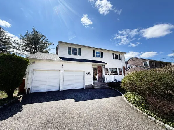 20 Harby Drive, Huntington, NY 11743