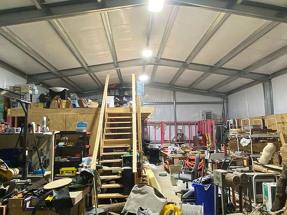 Insulated HVAC Wrhse Lights 