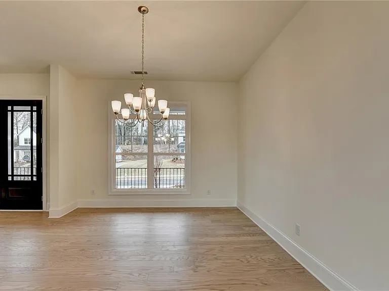2471 Stewart Rd — Photo 17