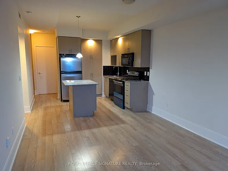 181 Wynford Dr #2206 — Photo 2