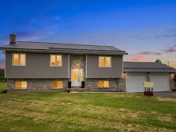 3358 Scanlan Rd, South Frontenac, ON K0H 1V0