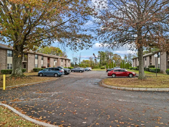 906 Old Reservoir Rd #929, Maryville, TN 37804