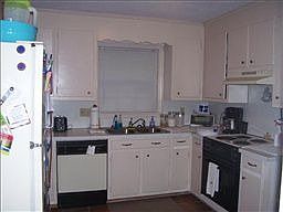 1st image of 1222 Greenhill St