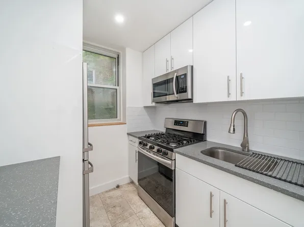 360 Cabrini Boulevard image 11 of 14