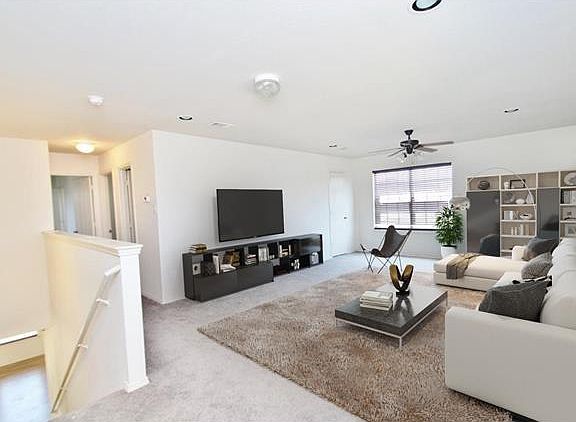 4th image of 8644 Shallow Creek Dr