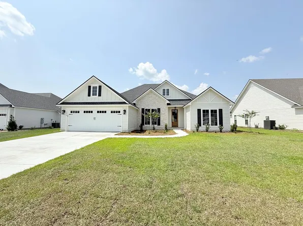 156 Floyd McNeal Dr, Hahira, GA 31632