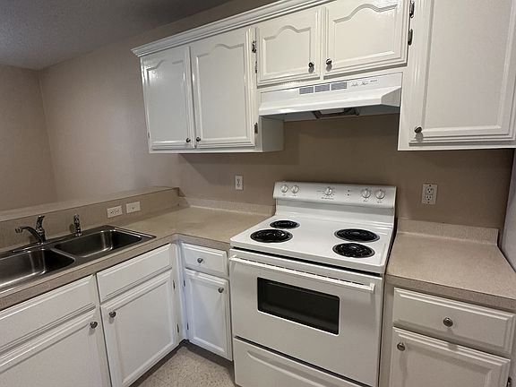 5th image of 3101 Jordan Ave