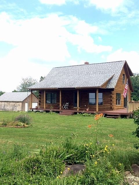 2nd image of 514 Pleasant View Ridge Rd