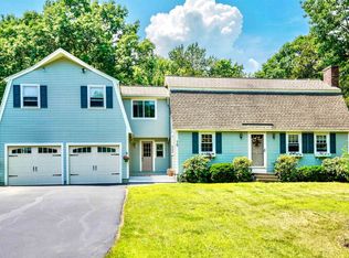 15 Douglas Dr, Amherst, NH 03031