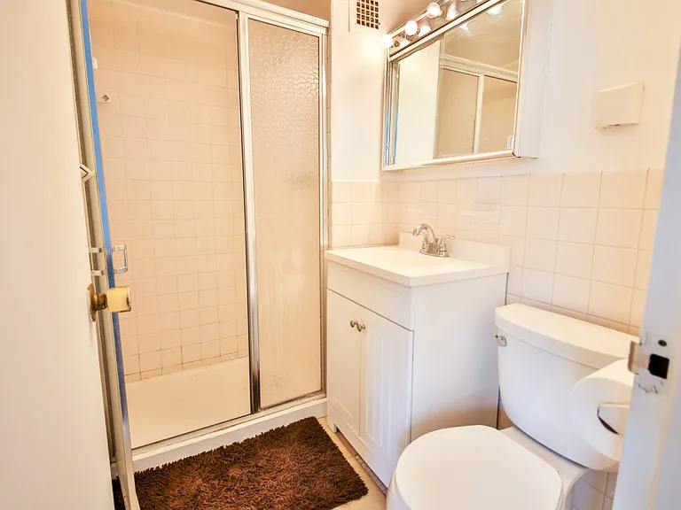 6 Whittier Pl #4E — Photo 5