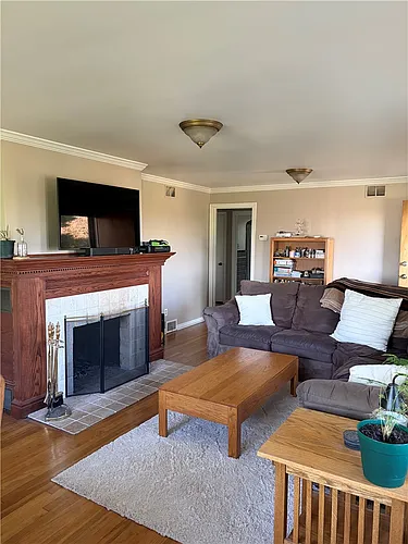 359 Dorseyville Rd Photo 1