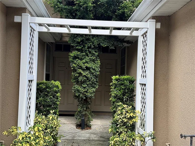 4107 Key Thatch Dr — Photo 2