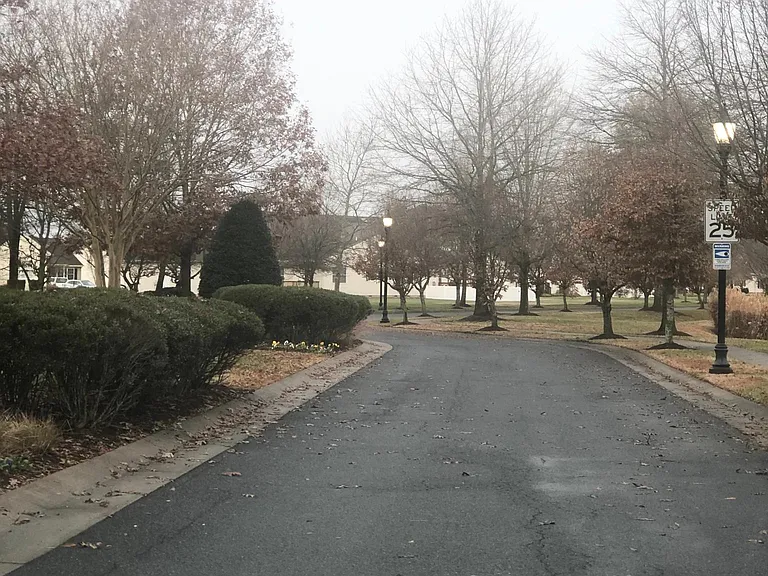 6192 Tarry Town Rd — Photo 3