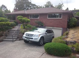 8921 41st Ave SW, Seattle, WA 98136