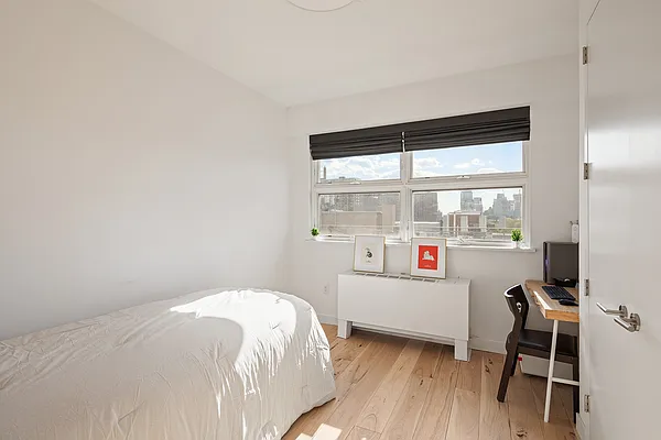 Sold by Compass | media 9