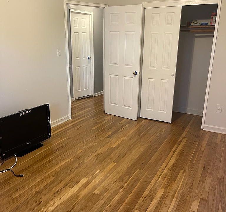 1st image of 3014 Paulding Ave Unit 2