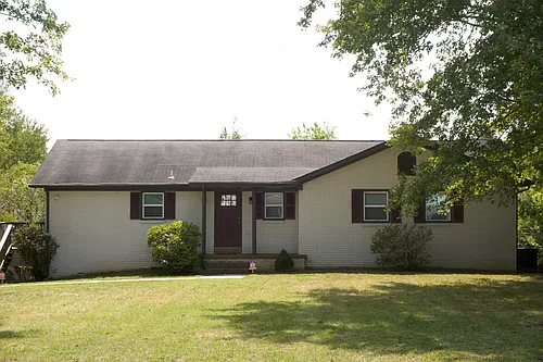 721 Maynard Ln Photo 1