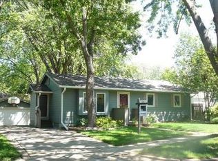 808 S Stephen Ave, Sioux Falls, SD 57103