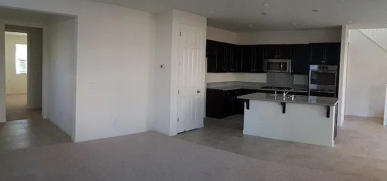 155 W Ladd Dr — Photo 17