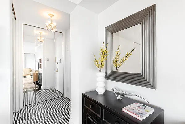 Sold by Keller Williams Valley Realty | media 4