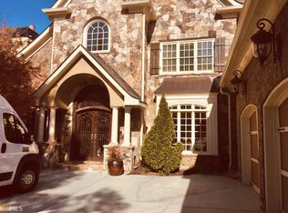 5115 Greythorne Ln, Roswell, GA 30068