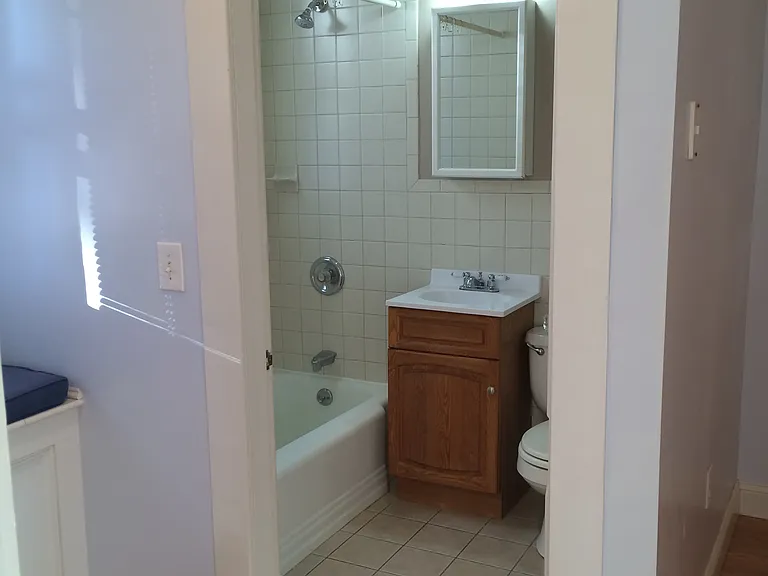 420 E Merrimack St #2 — Photo 12