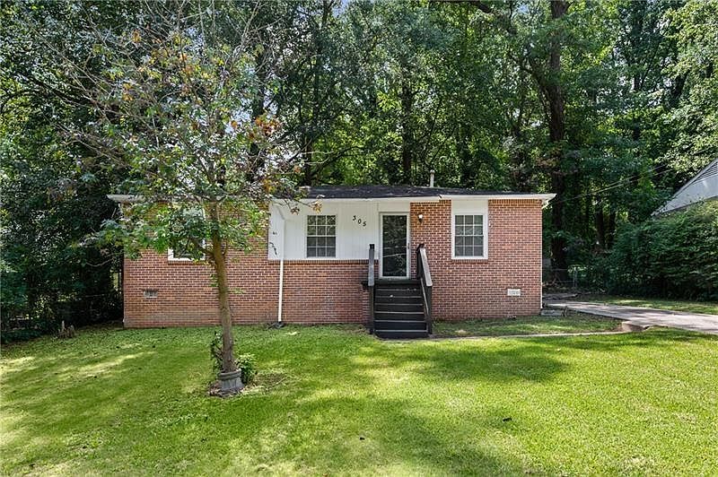 1st image of 305 Banberry Dr SE