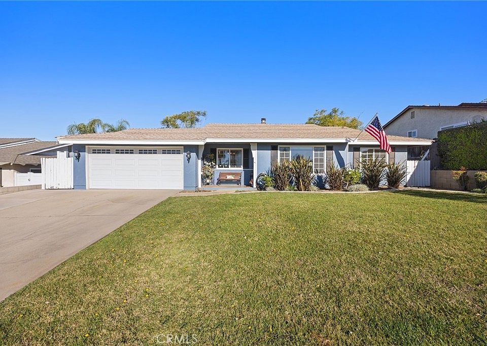 1st image of 7548 Pepper St