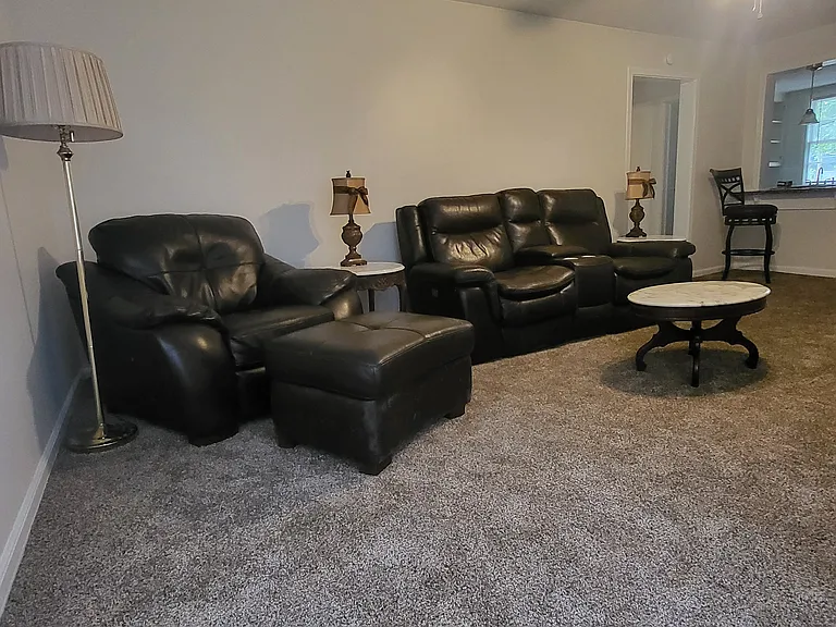 4015 Lakewood Dr — Photo 16