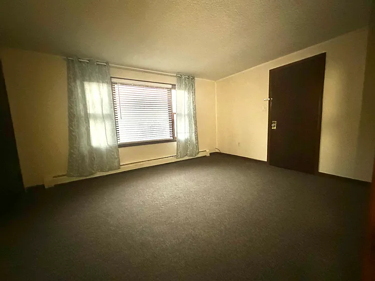 63 Lafayette St #3 — Photo 4